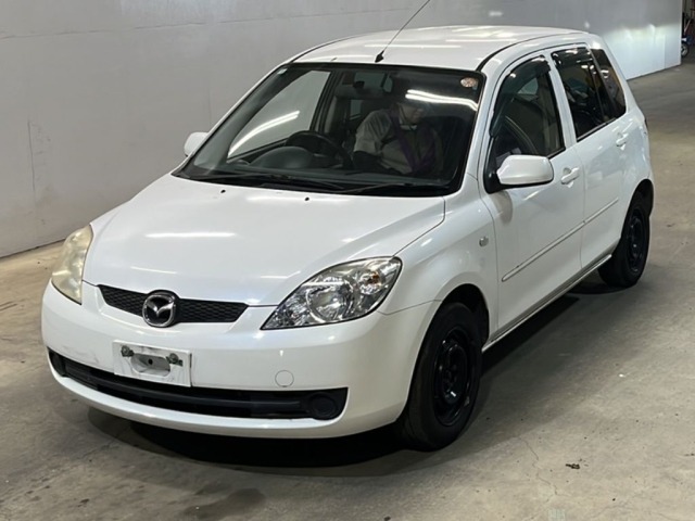 Mazda DEMIO 2006 8256935-0