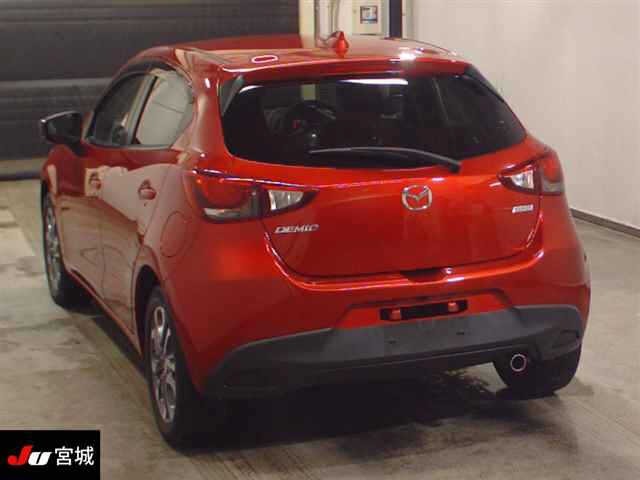 Mazda DEMIO 2017 8256939-1