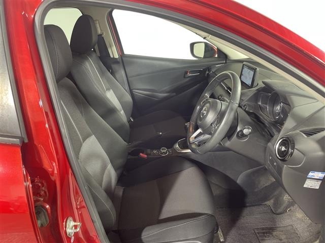 Mazda DEMIO 2017 8256969-2