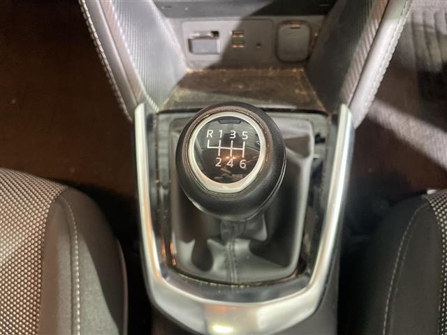 Mazda DEMIO 2017 8256969-8