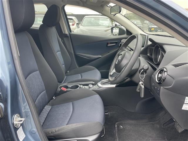 Mazda DEMIO 2015 8256974-5
