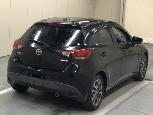 Mazda DEMIO 2015 8256984-3
