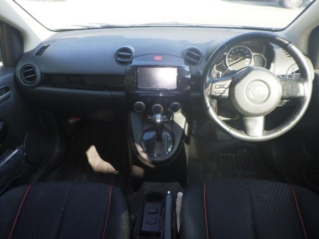 Mazda DEMIO 2013 8256985-3