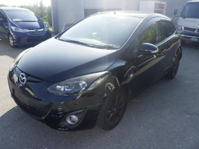 Mazda DEMIO 2013 8256985-4