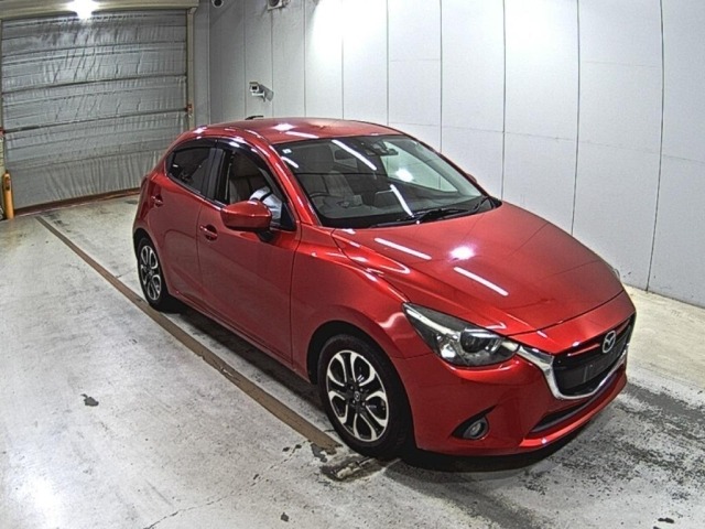 Mazda DEMIO 2015 8256986-0
