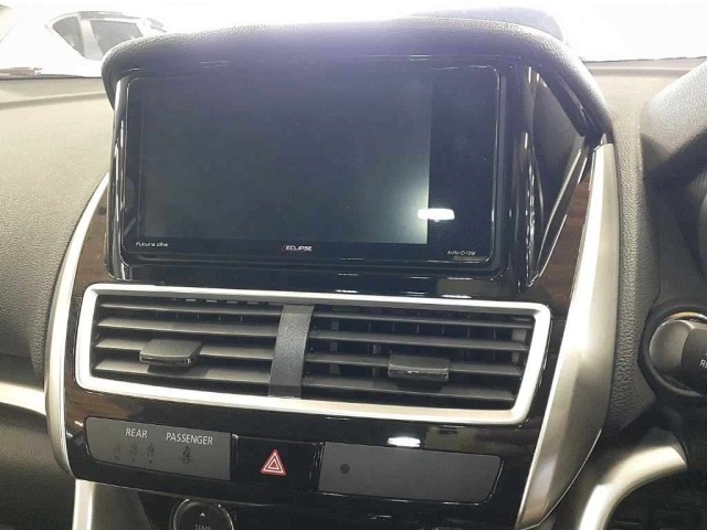 Mitsubishi ECLIPSE CROSS 2019 8250531-12