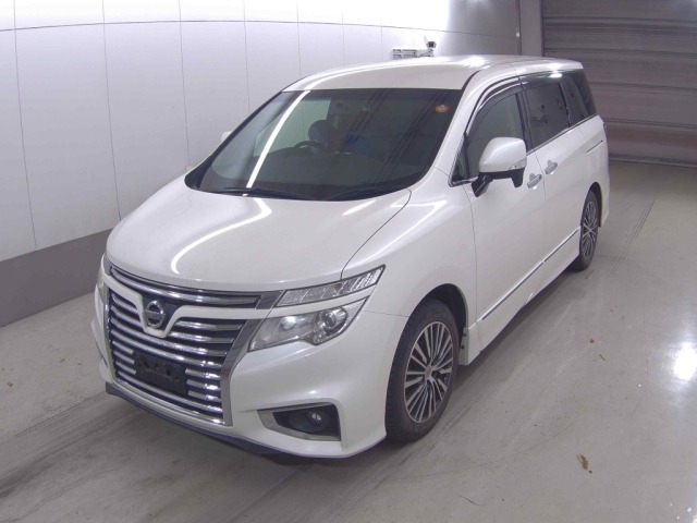 Nissan ELGRAND 2016 8257084-3