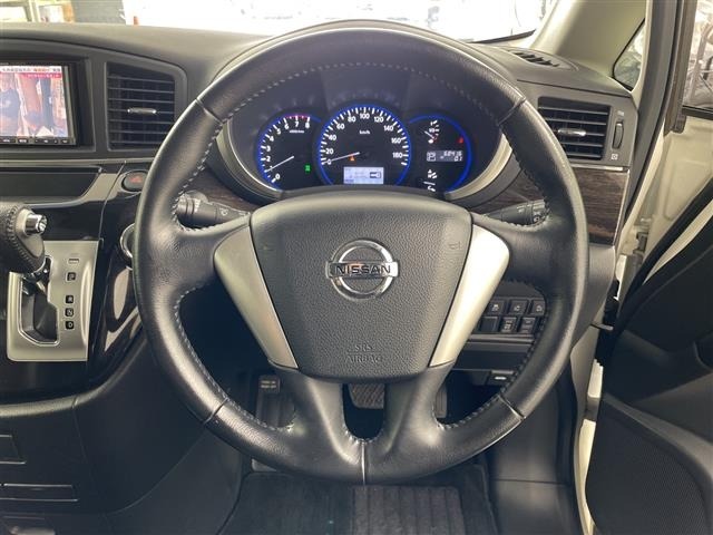 Nissan ELGRAND 2012 8257087-21