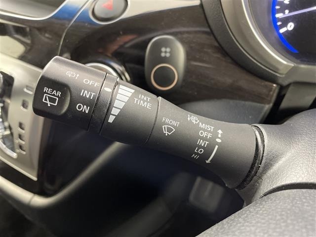 Nissan ELGRAND 2012 8257087-8