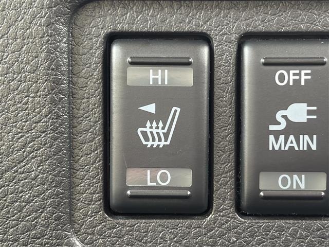 Nissan ELGRAND 2017 8257092-12
