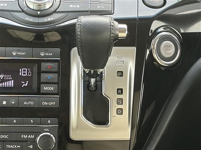 Nissan ELGRAND 2017 8257092-17