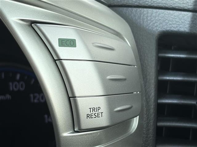 Nissan ELGRAND 2017 8257092-21