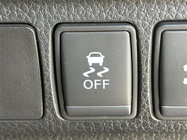 Nissan ELGRAND 2017 8257092-9