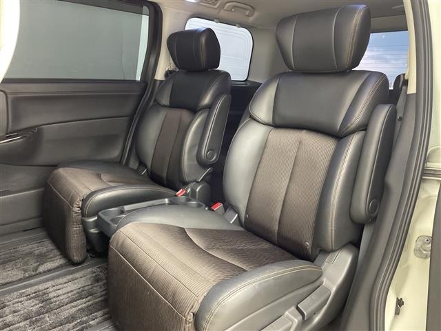 Nissan ELGRAND 2014 8257096-11