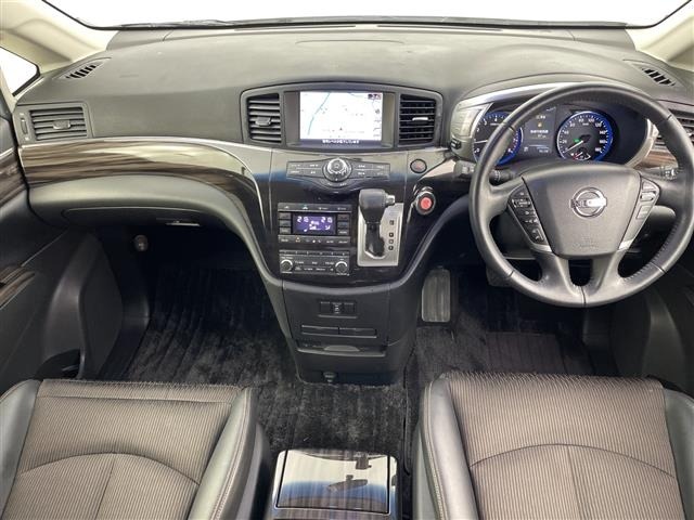 Nissan ELGRAND 2014 8257096-15