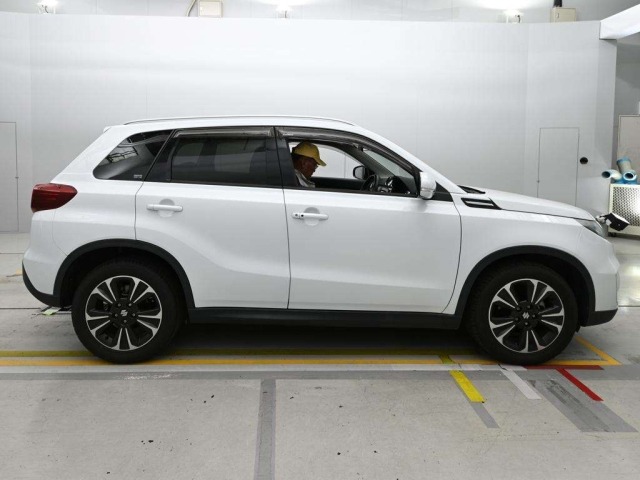 Suzuki ESCUDO 2019 8253707-3