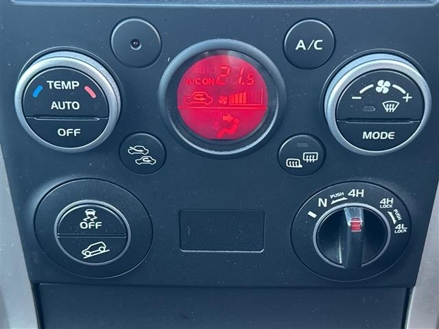 Suzuki ESCUDO 2015 8253721-10