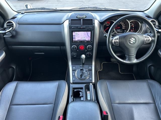 Suzuki ESCUDO 2015 8253721-14