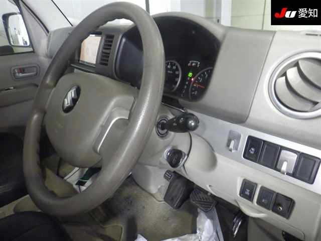Suzuki EVERY WAGON 2011 8255203-5