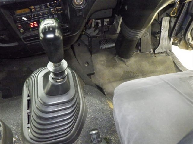 Isuzu FORWARD 1999 8255494-8