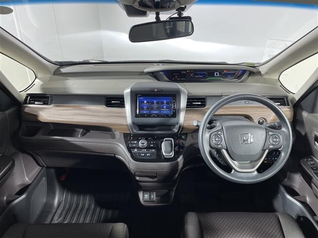 Honda FREED 2022 8248328-16