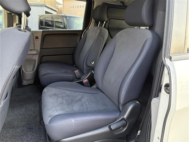 Honda FREED 2010 8248373-18