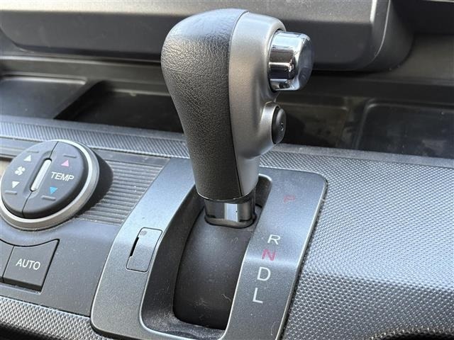 Honda FREED 2010 8248373-6