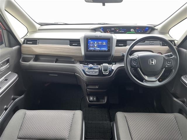 Honda FREED 2022 8248380-14