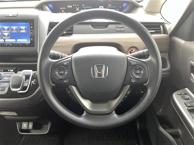 Honda FREED 2022 8248380-15