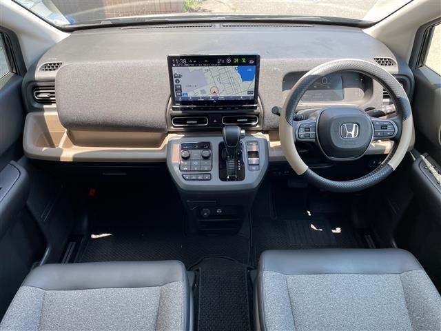 Honda FREED 2025 8248402-16