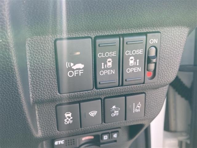 Honda FREED 2018 8248419-10