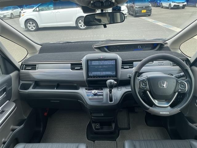 Honda FREED 2017 8248502-17