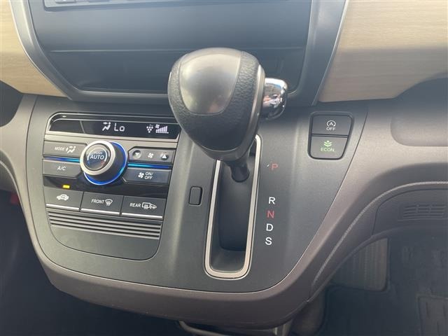 Honda FREED 2016 8248506-3