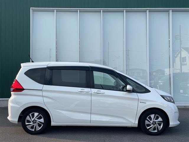 Honda FREED 2017 8248523-6