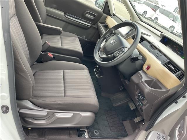Honda FREED 2017 8248523-7