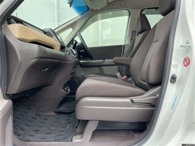 Honda FREED 2017 8248523-8