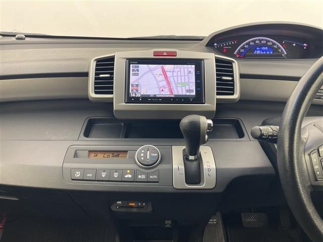 Honda FREED 2013 8248536-9