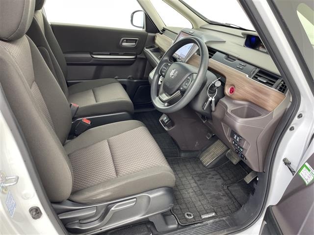 Honda FREED 2023 8248549-10