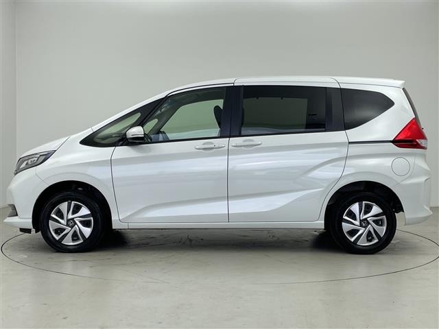 Honda FREED 2023 8248549-2