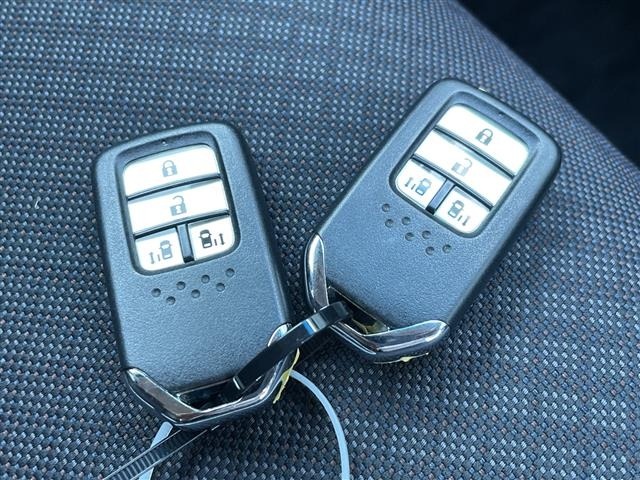 Honda FREED 2023 8248554-10