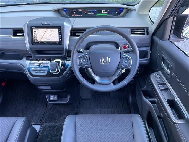 Honda FREED 2023 8248554-15