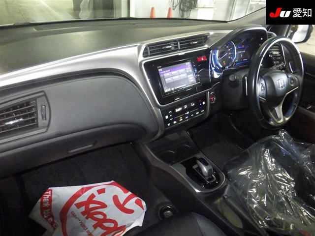 Honda GRACE 2017 8258011-3