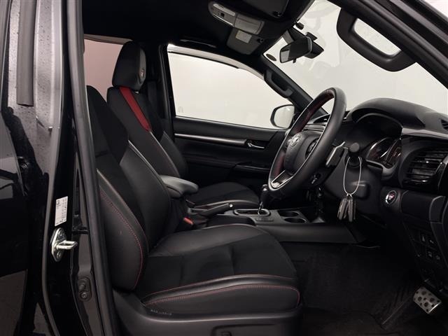 Toyota HILUX 2022 8251970-2