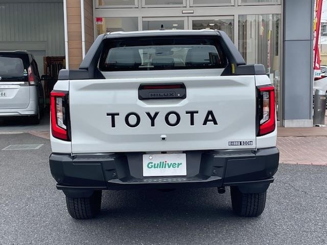 Toyota HILUX 2026 8251972-1