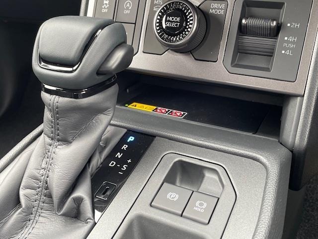 Toyota HILUX 2026 8251972-2
