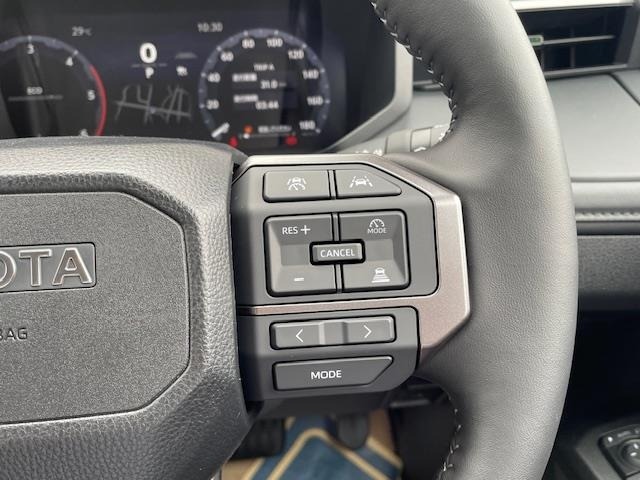 Toyota HILUX 2026 8251972-6