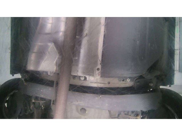 Toyota ISIS 2016 8248987-13