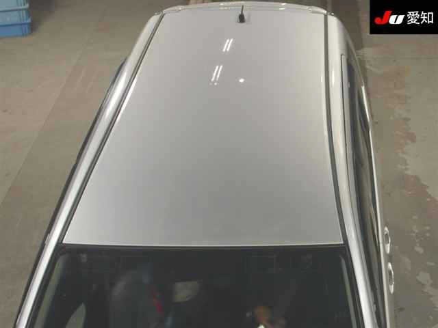 Toyota ISIS 2013 8248988-9