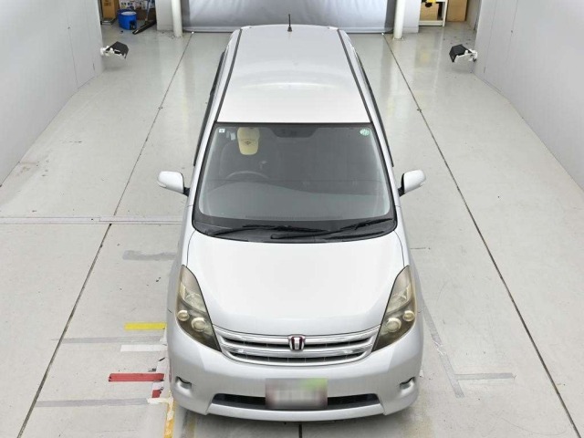 Toyota ISIS 2010 8248995-7