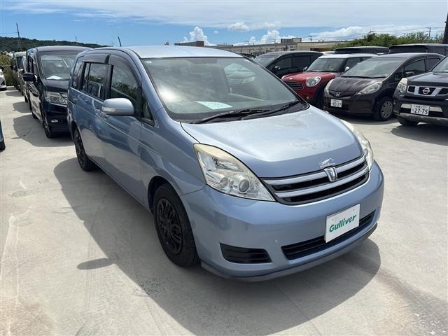 Toyota ISIS 2008 8249024-15